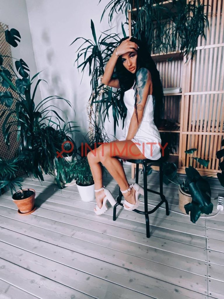 Индивидуалка Жозефина Интимсити