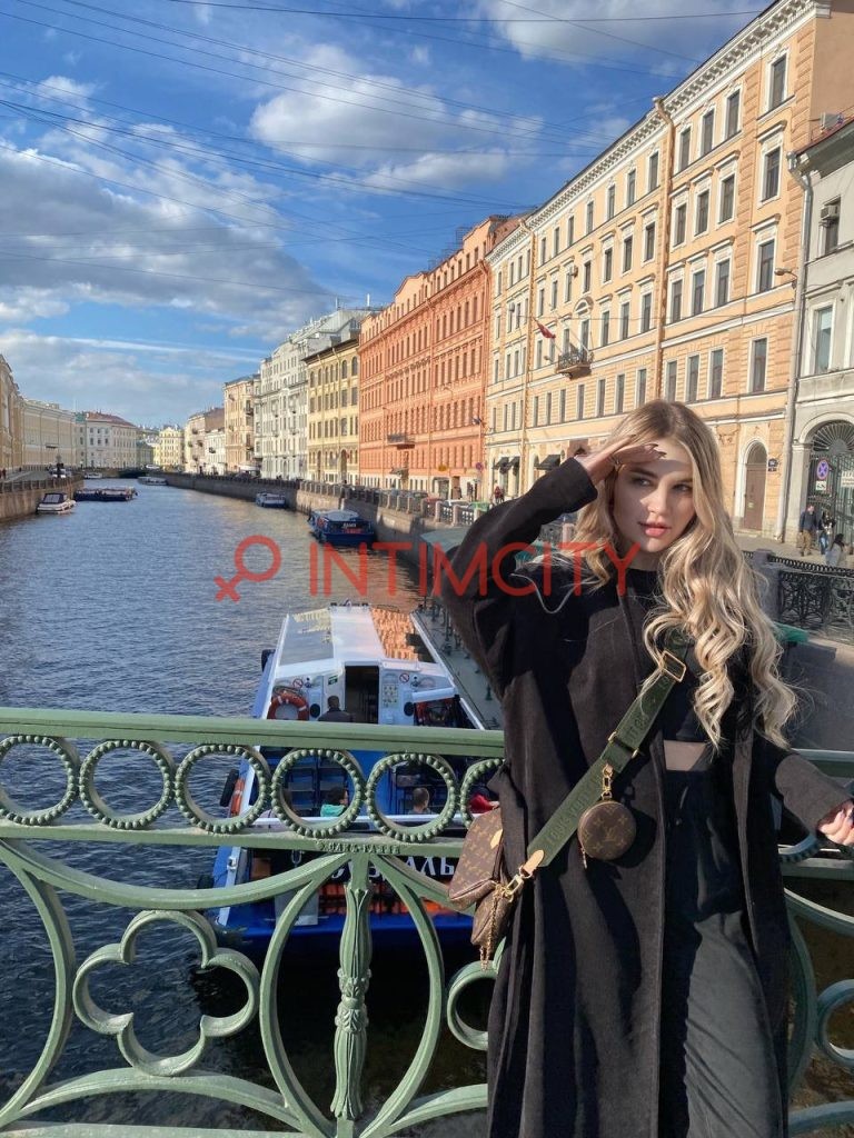 Индивидуалка Британи Intimcity