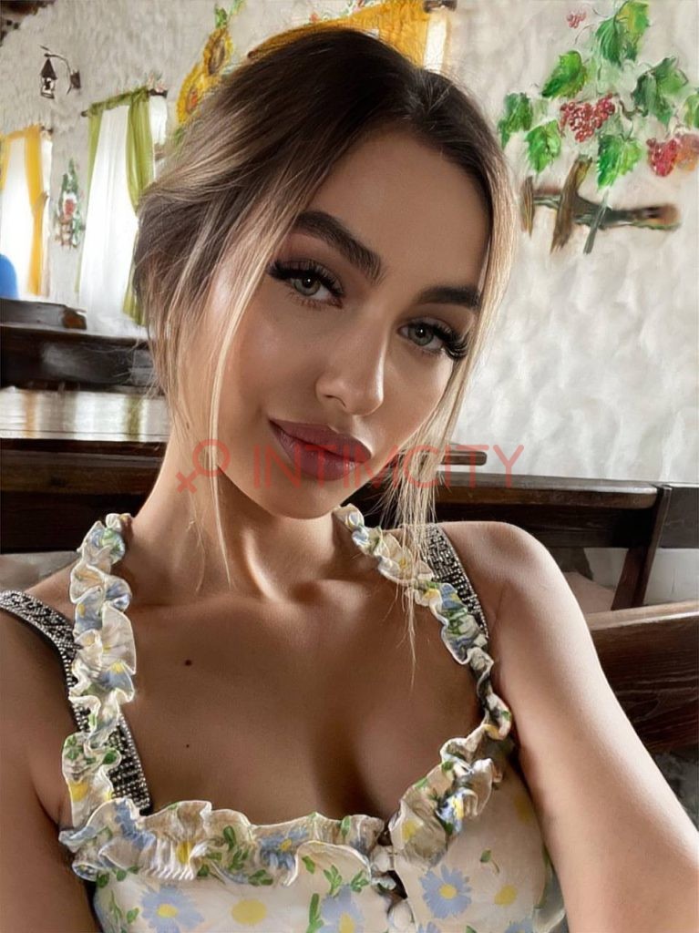 Эскортница Алиса Intimcity