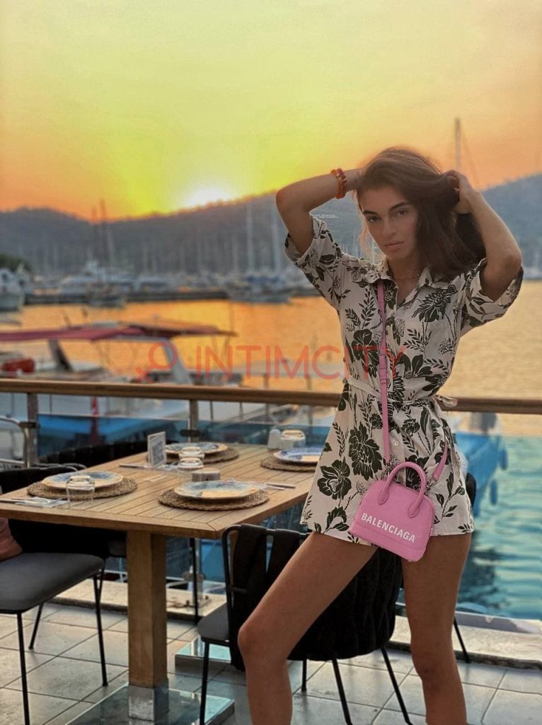 Эскортница Ангелина Интимсити