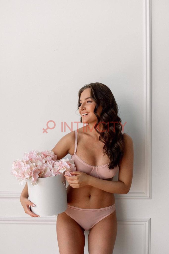 Индивидуалка Аманда Intimcity