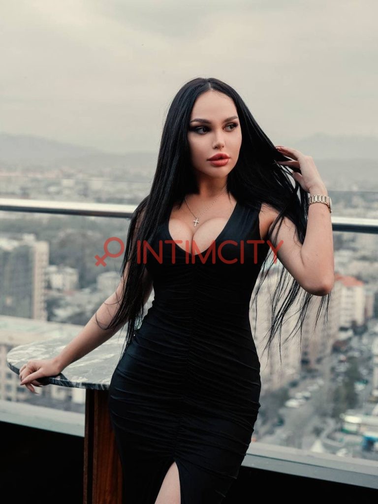 Эскортница Альбина Intimcity
