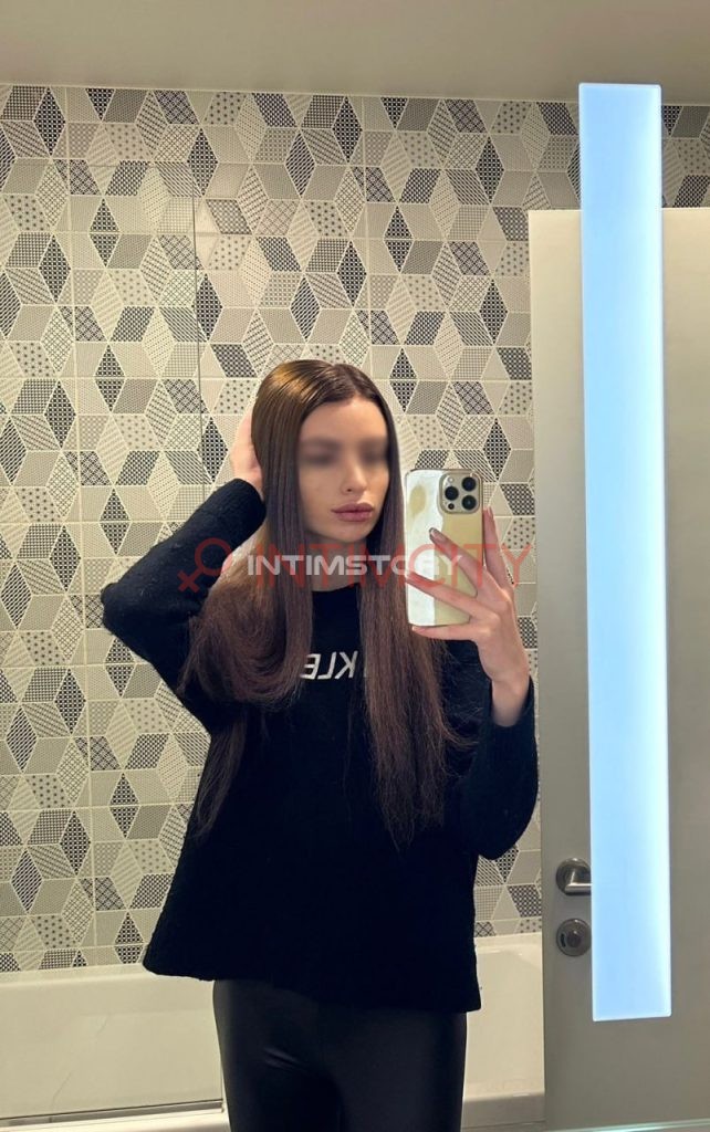 Эскортница Мика IntimCity