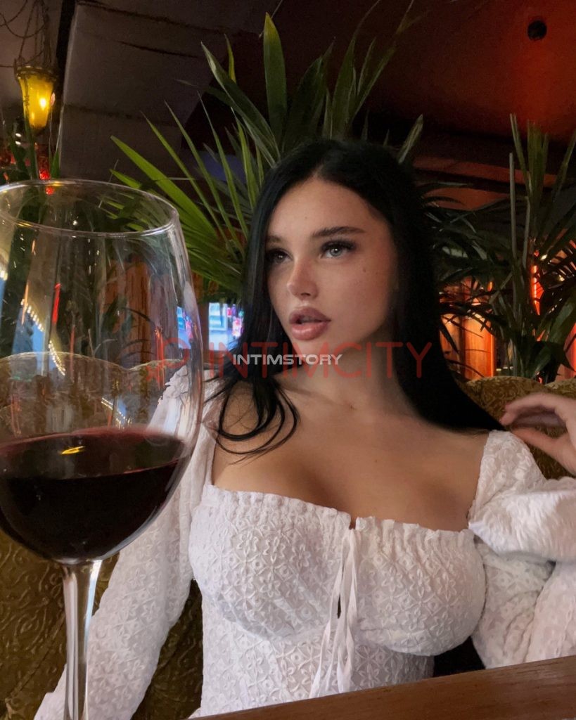 Эскортница Mary Интимсити