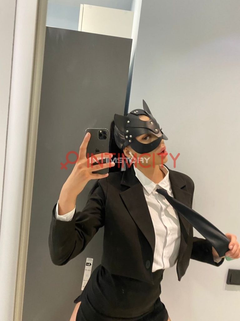 Элитная проститутка Люси IntimCity