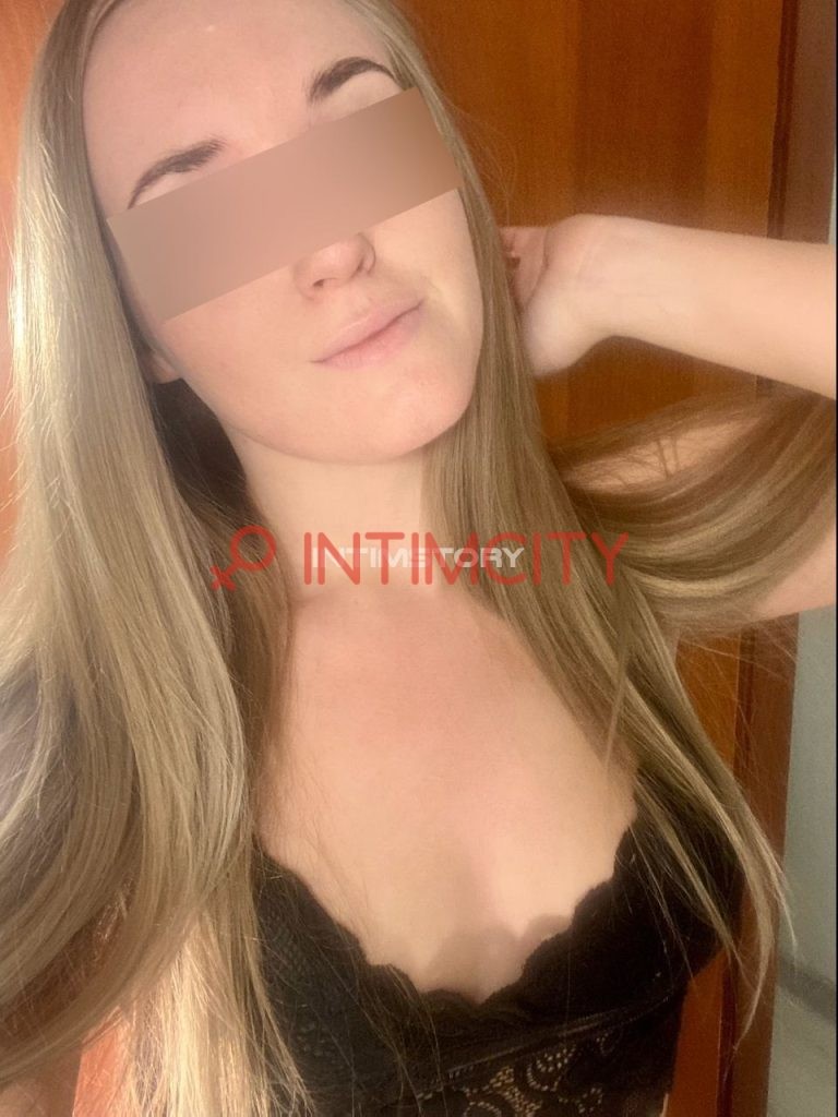 Эскортница Аня IntimCity