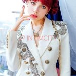 Проститутка Тигрёнок сосет писю IntimCity