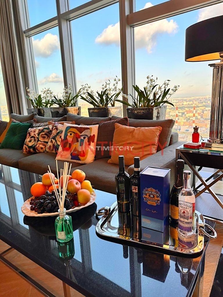 Эскортница Тигренок живу в Москва сити Нева Интимсити