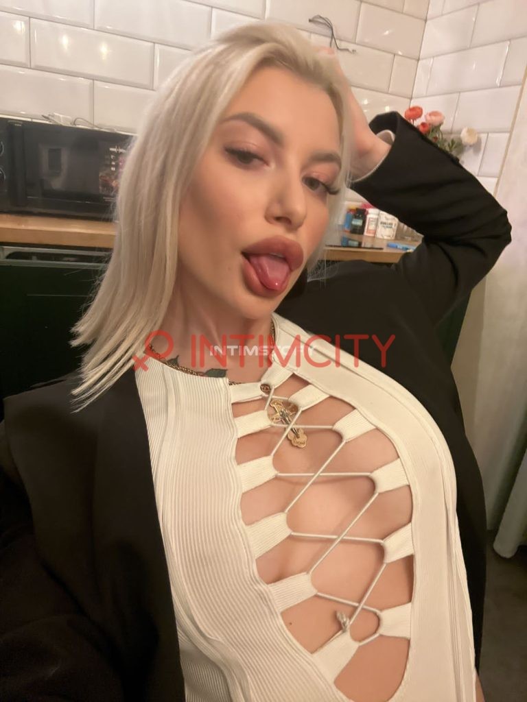 Проститутка Каролина Интимсити