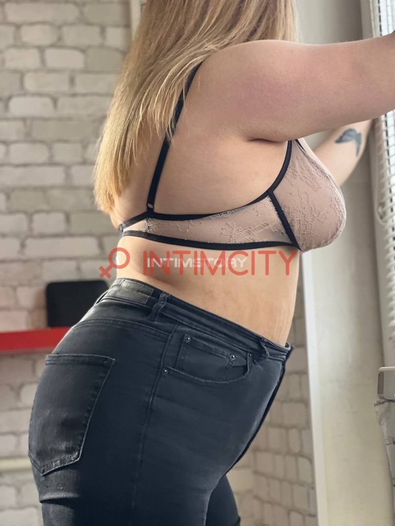 Элитная проститутка Динара IntimCity