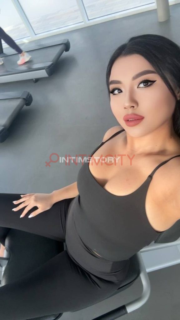 Эскортница Ами Интимсити