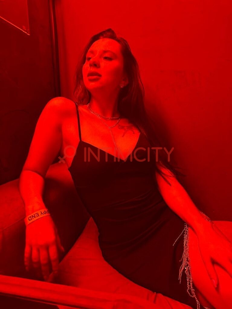 Эскортница Ника IntimCity