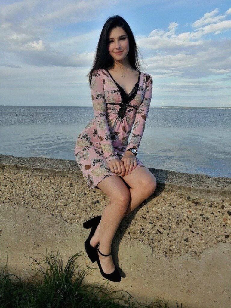 Эскортница Мира IntimCity