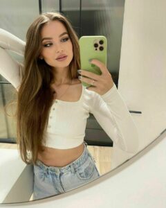 Элитная проститутка Франсуаза IntimCity