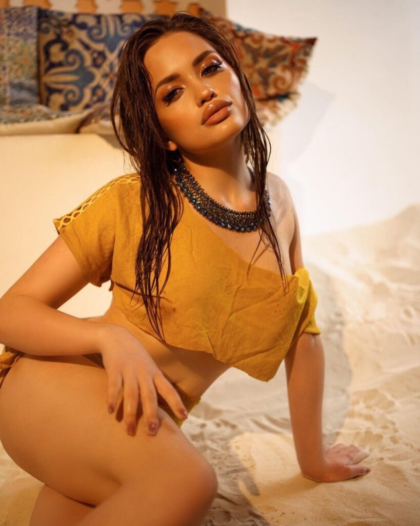 Элитная проститутка Таша IntimCity