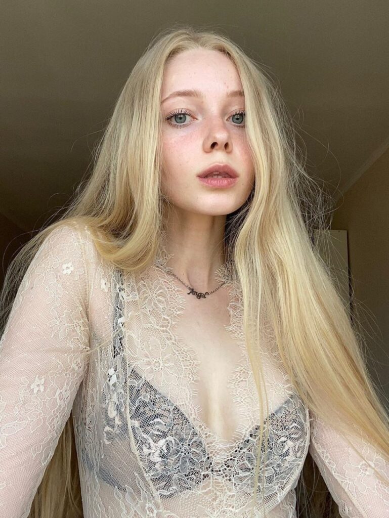 Элитная проститутка Влада Интимсити