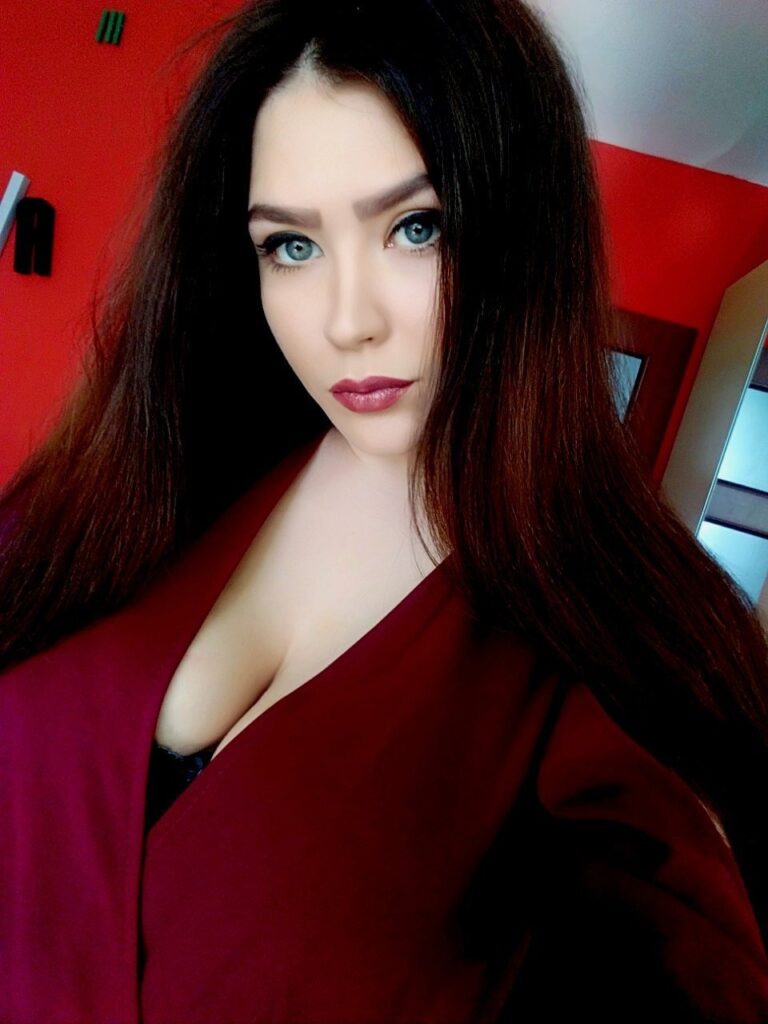 Индивидуалка Моника Интимсити