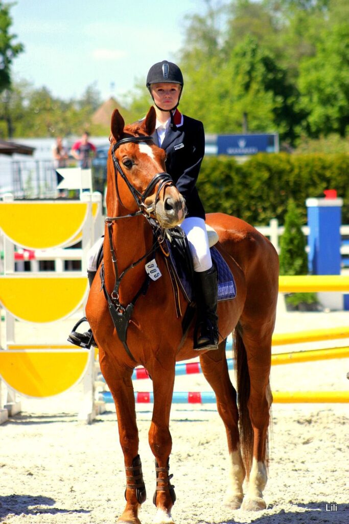 Элитная проститутка Надежда IntimCity