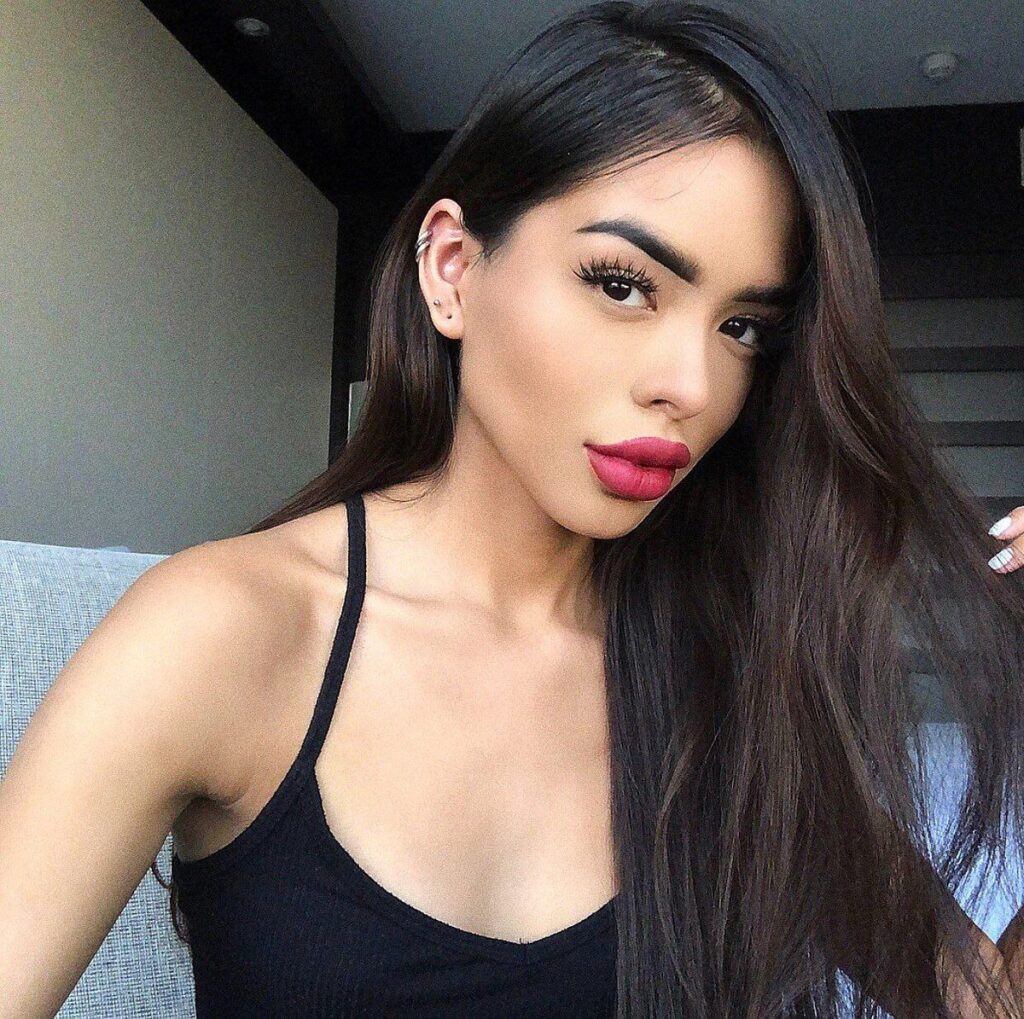 Шлюха Ульяна Интимсити