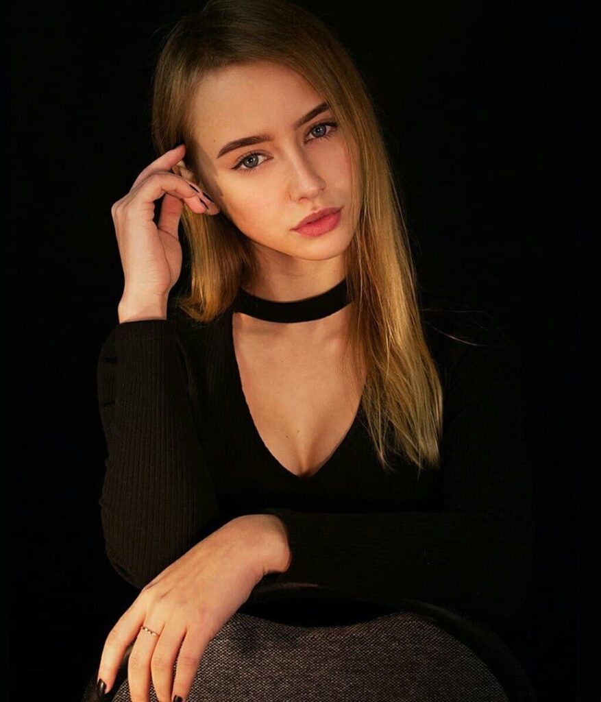 Шлюха Лилиана IntimCity