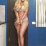 Элитная проститутка Зина IntimCity