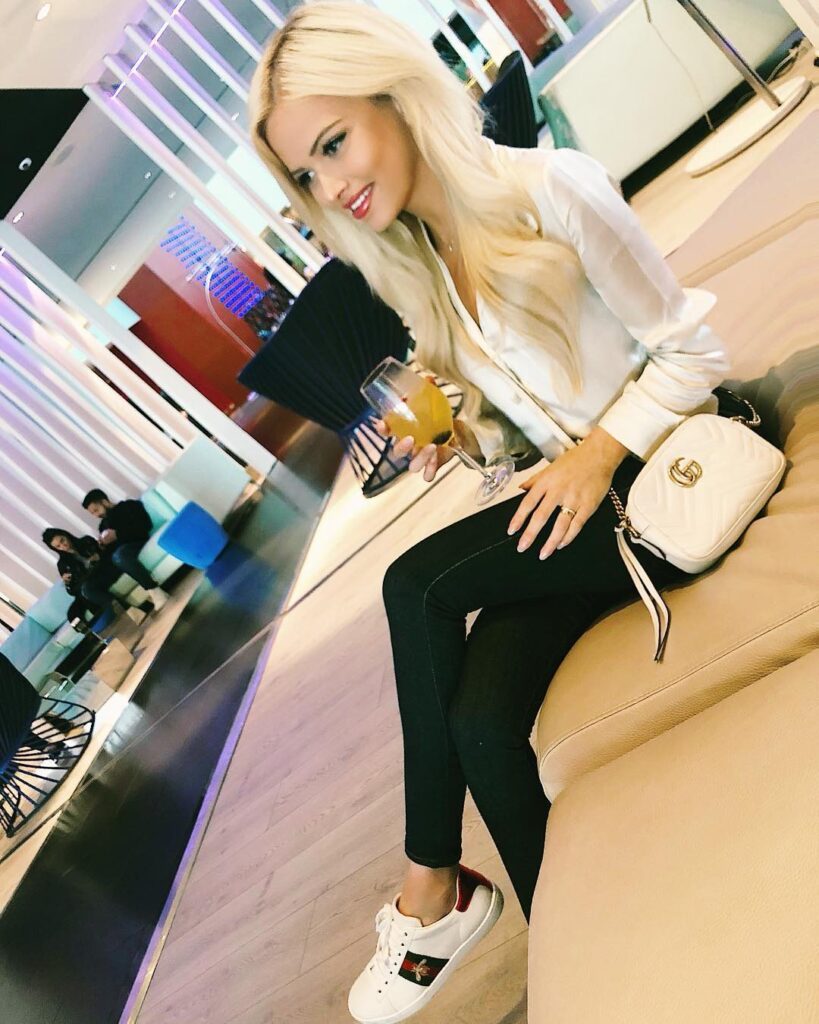 Эскортница Дарья Интимсити