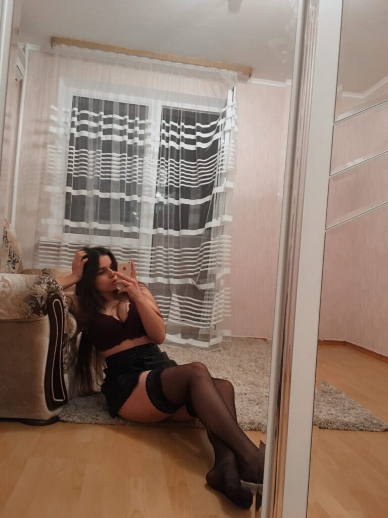 Эскортница Ариана IntimCity