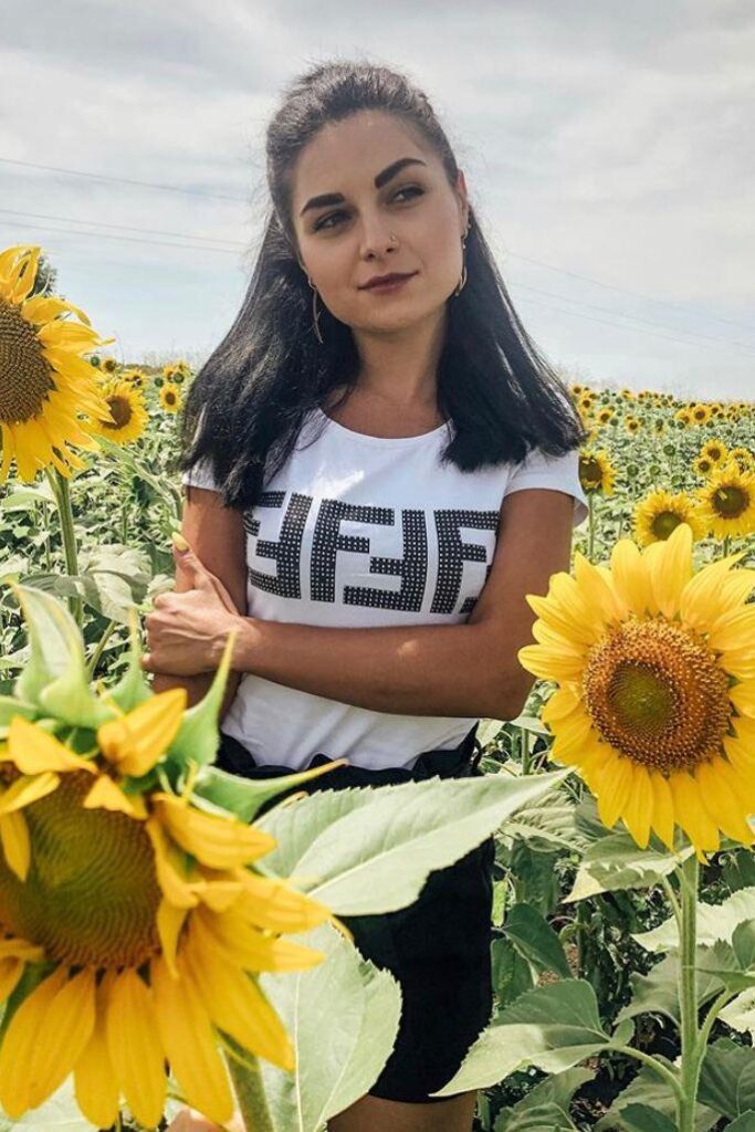 Шлюха 🎥 Зара Интимсити