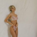 Элитная проститутка Виктория IntimCity