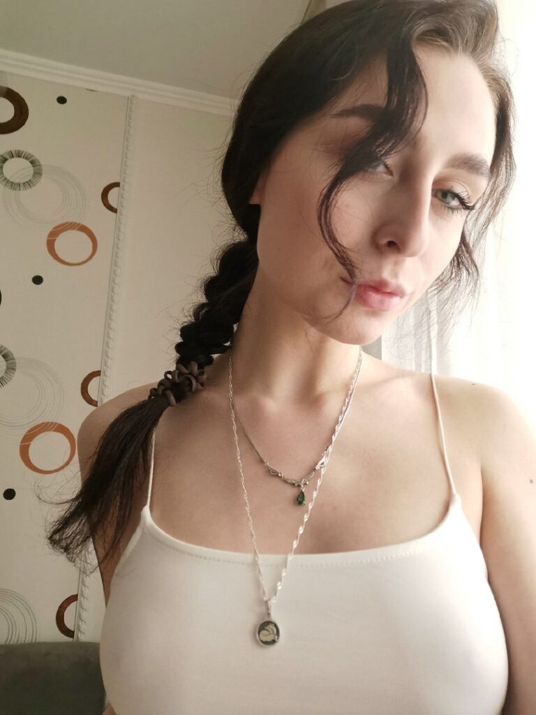 Элитная проститутка Олечка IntimCity