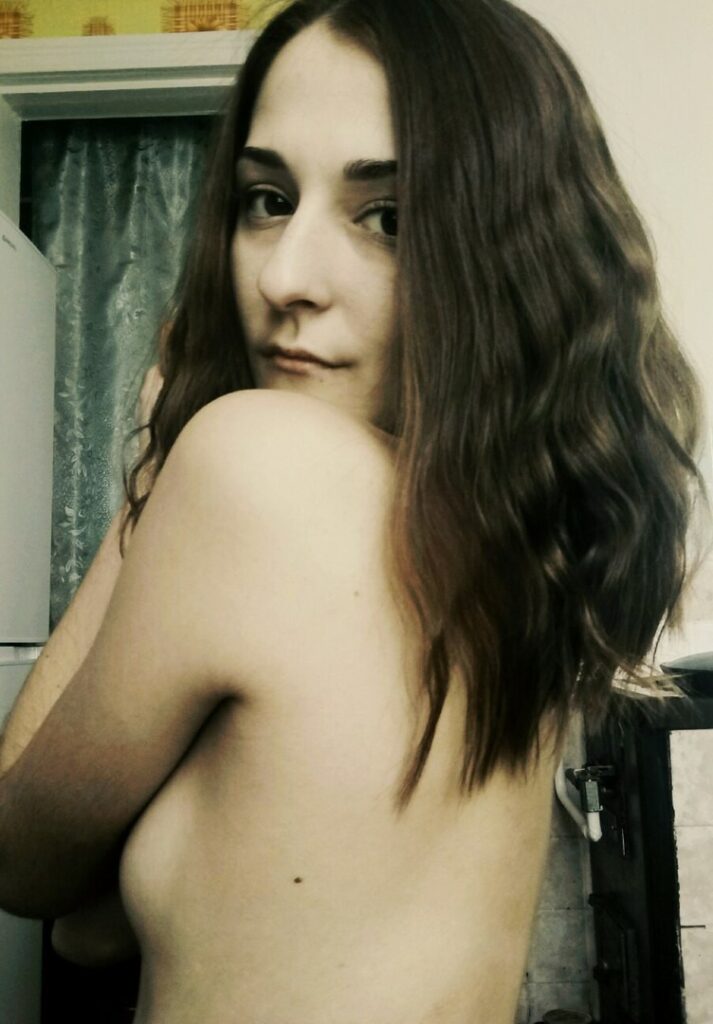 Путана Юльчик IntimCity