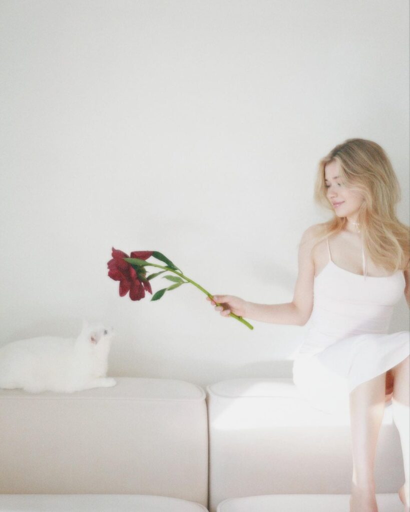 Элитная проститутка Влада IntimCity