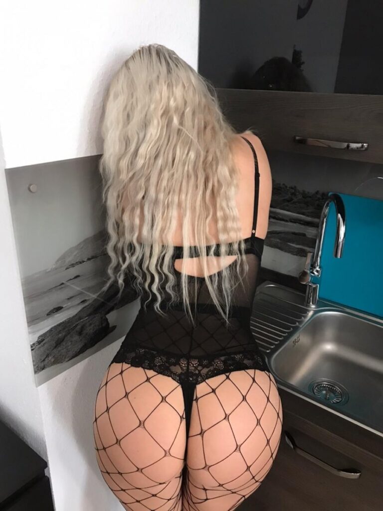 Элитная проститутка Янка Интимсити